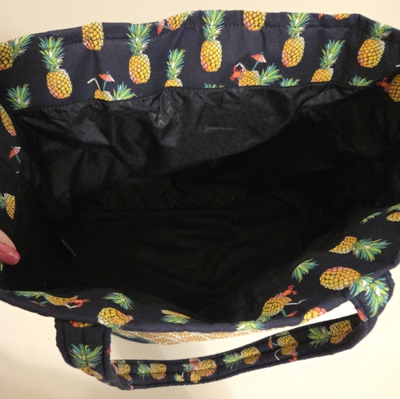 Vera Bradley Toucan Party Crab Beach Tote NWOT - Picture 6 of 10